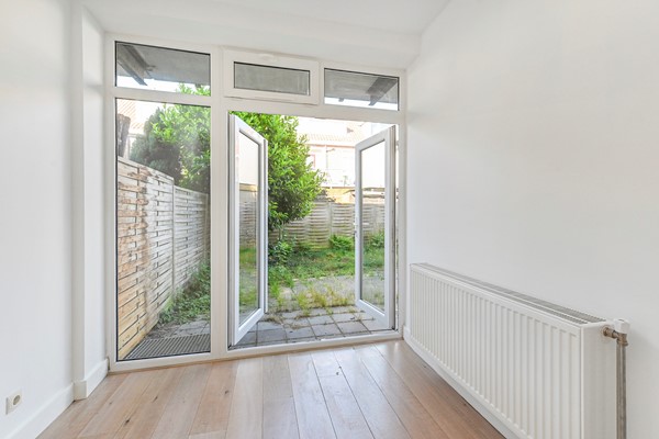 Medium property photo - Van Zeggelenlaan 303, 2524 AK Den Haag